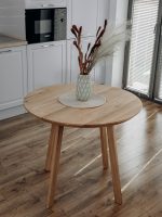 Круглый обеденный стол из массива дуба — изображение 5